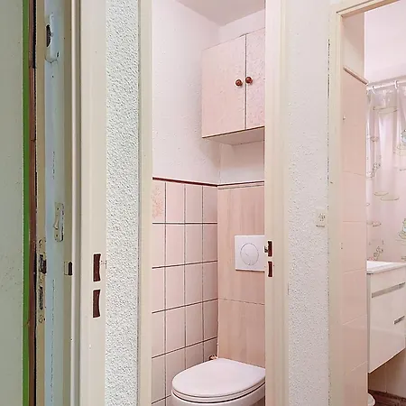 Altitude 17 By Interhome Apartman
